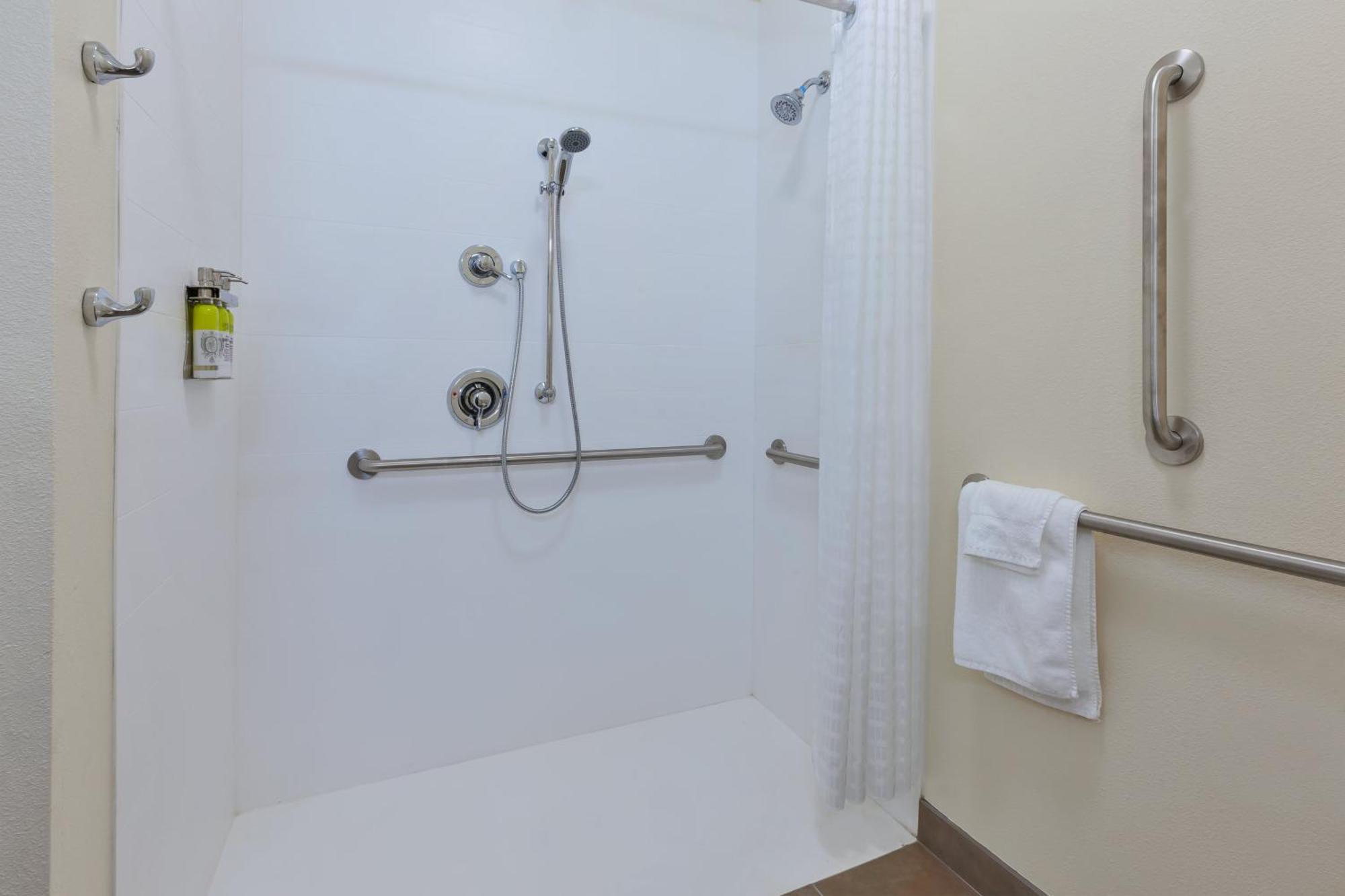 Candlewood Suites Louisville - Ne Downtown Area By Ihg Esterno foto